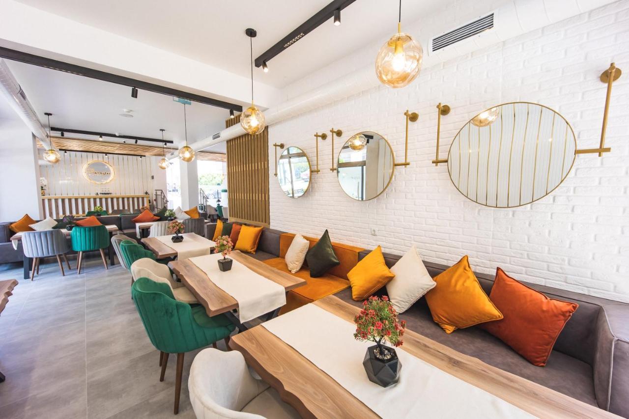 Hotel Zonya Slăntjev Brjag Exteriör bild