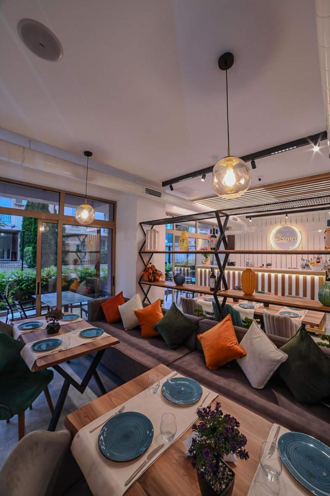 Hotel Zonya Slăntjev Brjag Exteriör bild