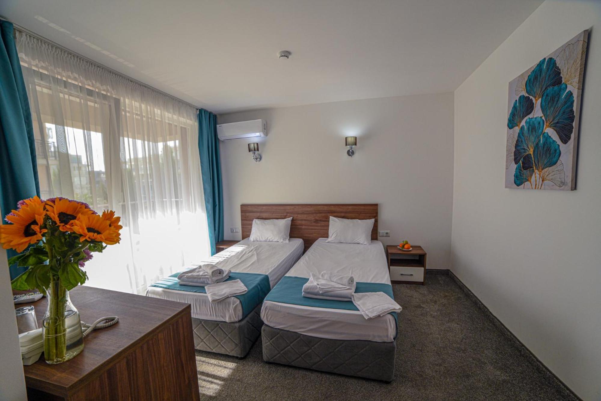 Hotel Zonya Slăntjev Brjag Exteriör bild