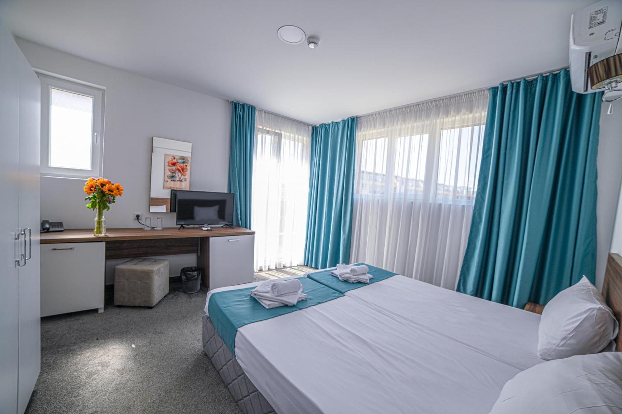 Hotel Zonya Slăntjev Brjag Exteriör bild
